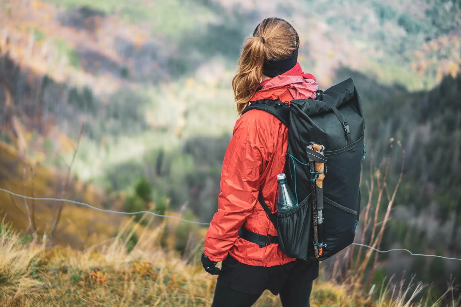 Komplette Wanderausrüstung für eine Mehrtagestour